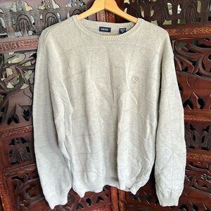 Izod light sweater